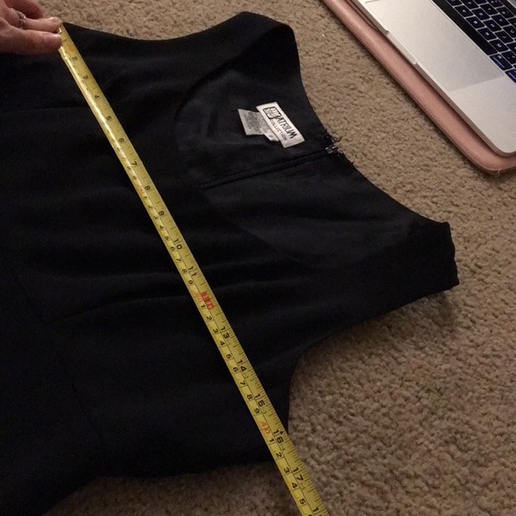 Black sleeveless dress - Picture 5 of 7